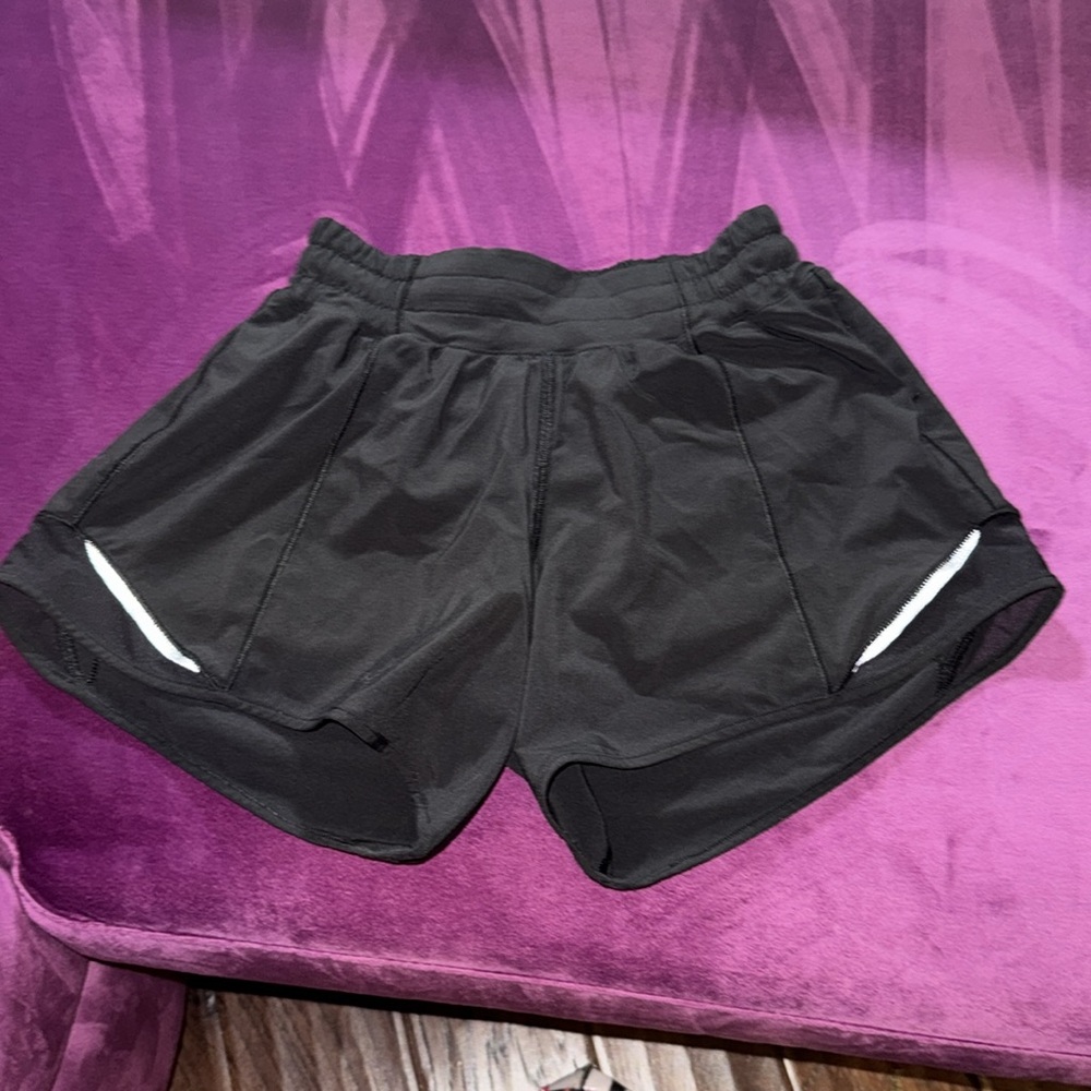 Lululemon athletics black running shorts size 2 - Picture 4 of 4